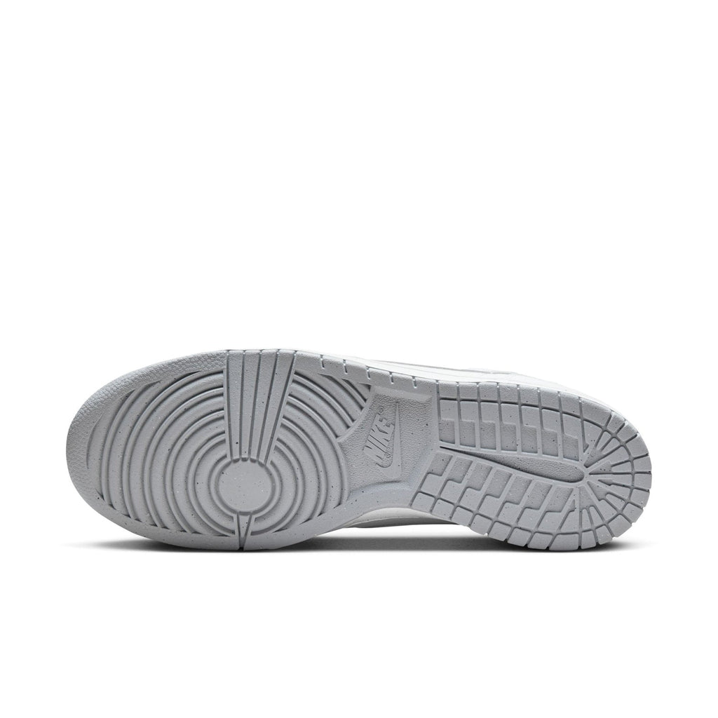 NIKE Big Nike Low - Mens