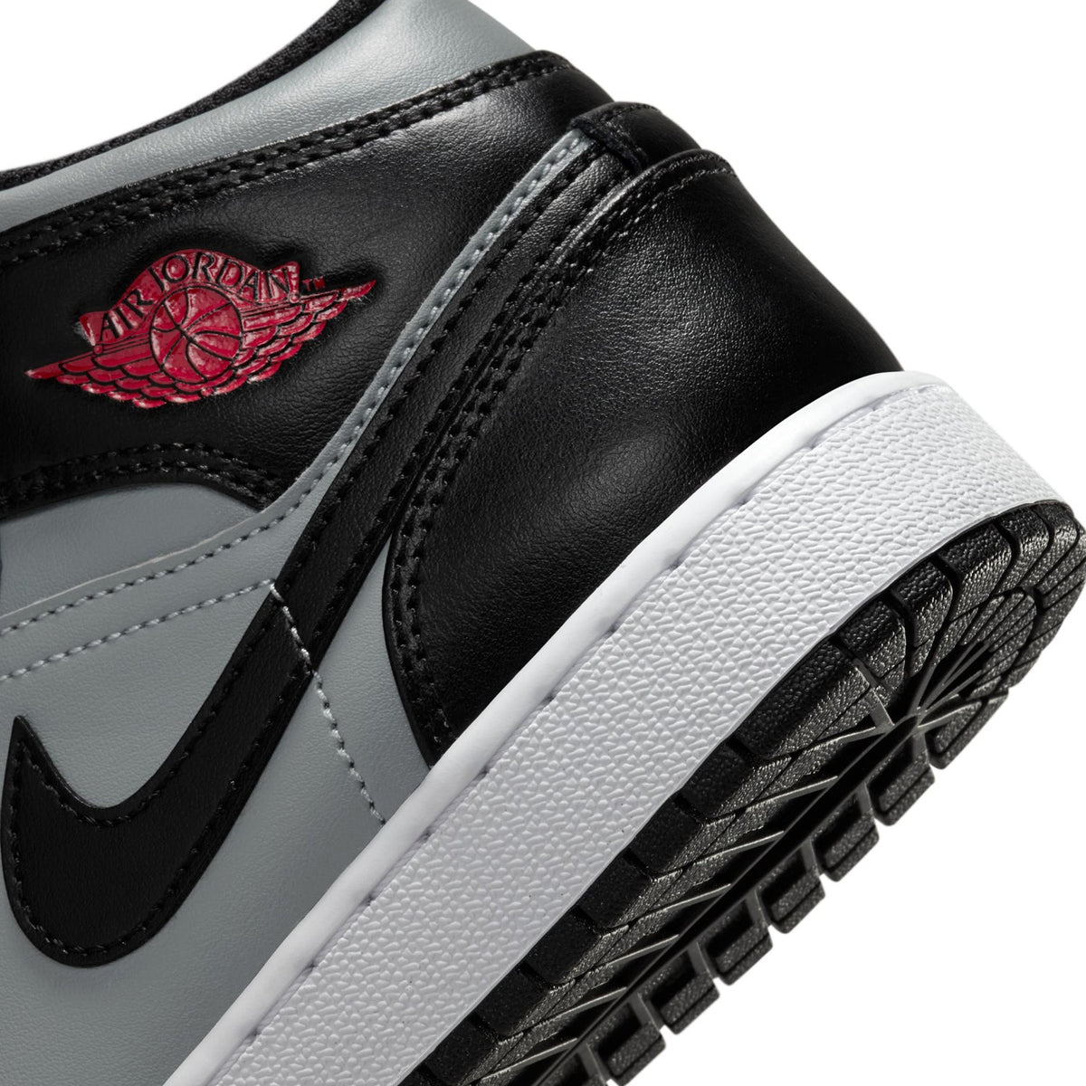 JORDAN Classic AJ 1 Mid - Youth
