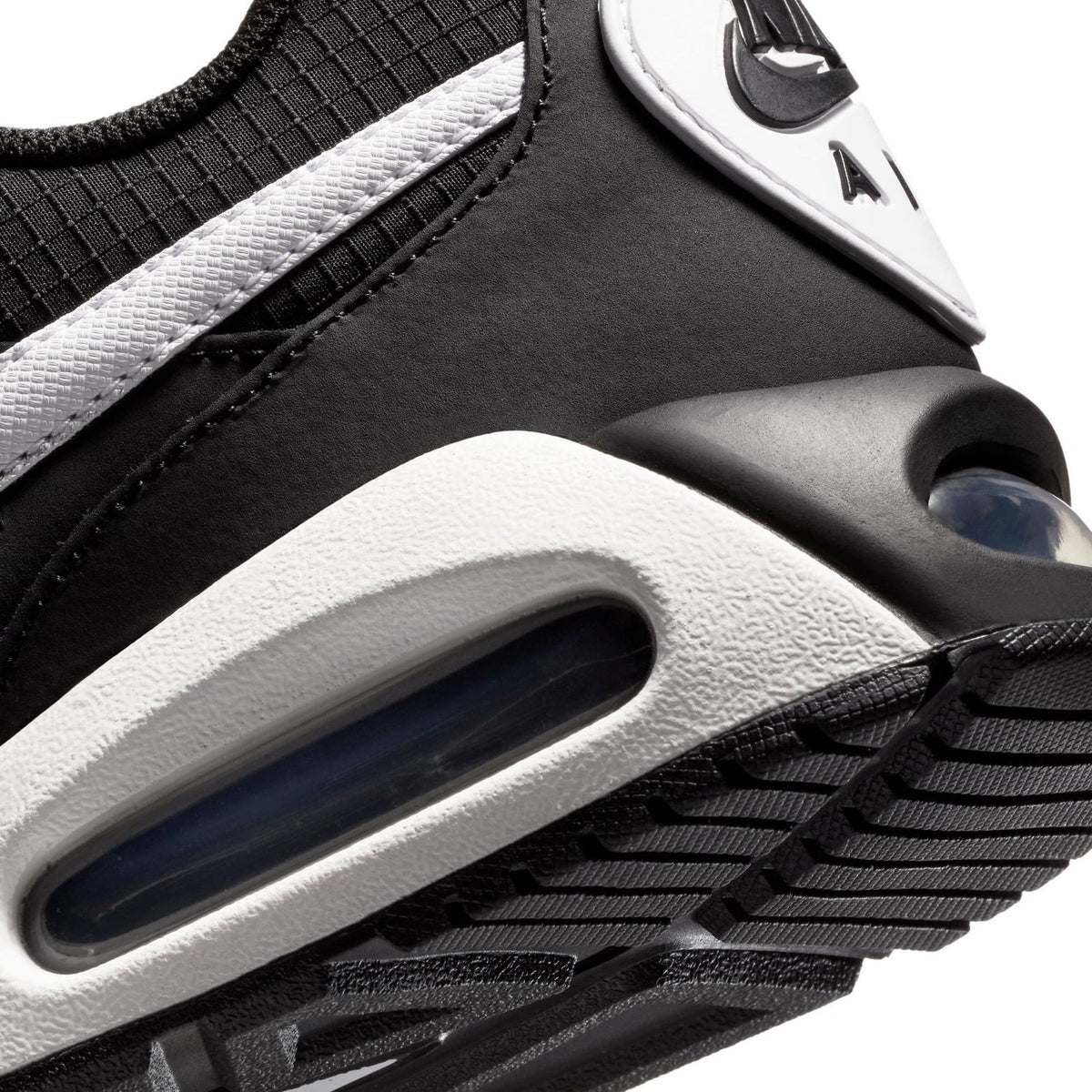 NIKE Authentic Air Max IVO - Mens