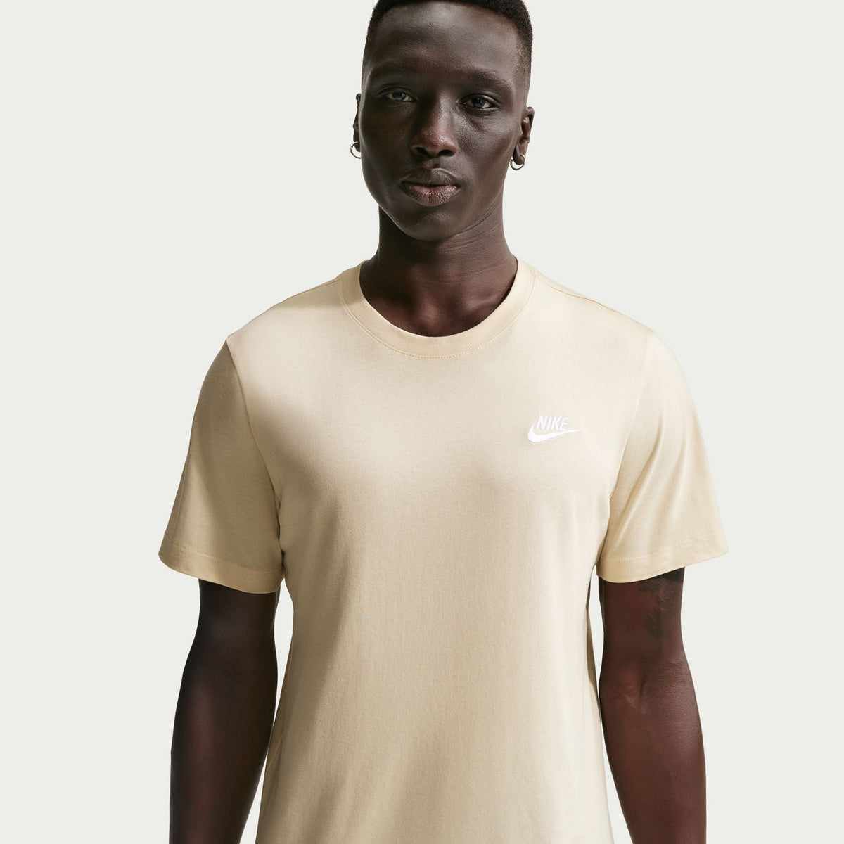 NIKE Club Tee - Mens