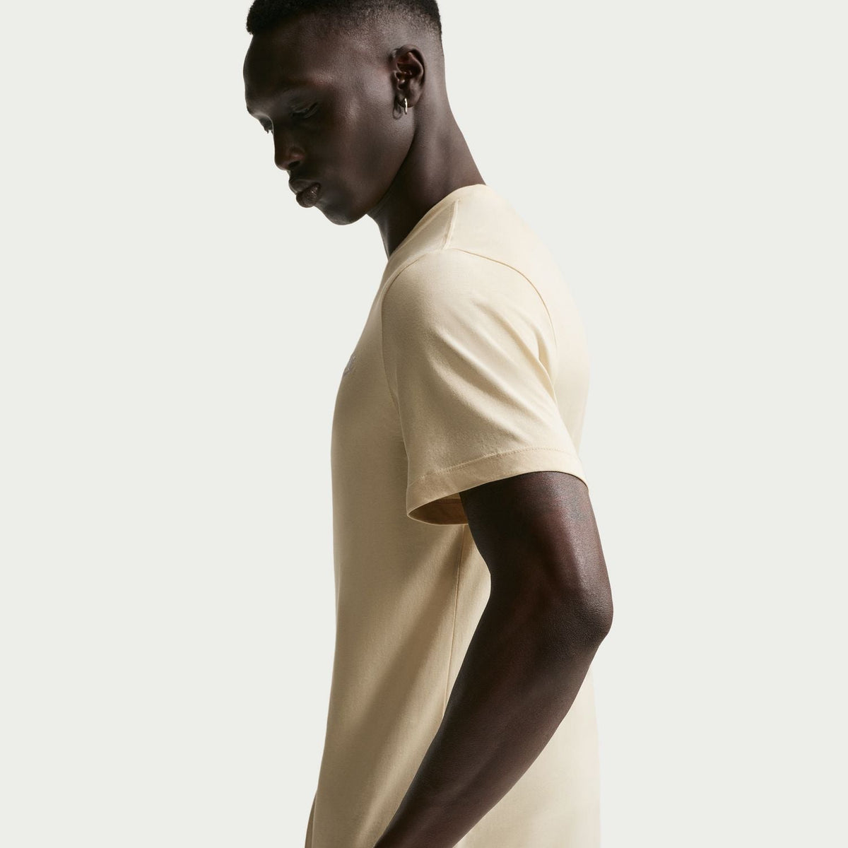 NIKE Club Tee - Mens