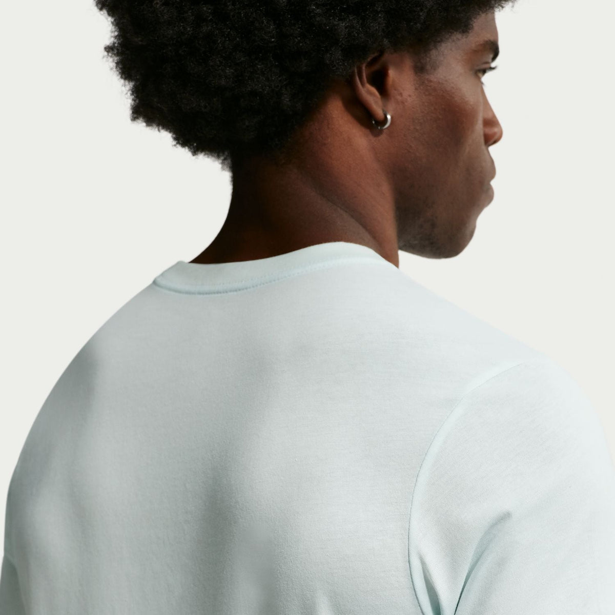 NIKE Club Tee - Mens
