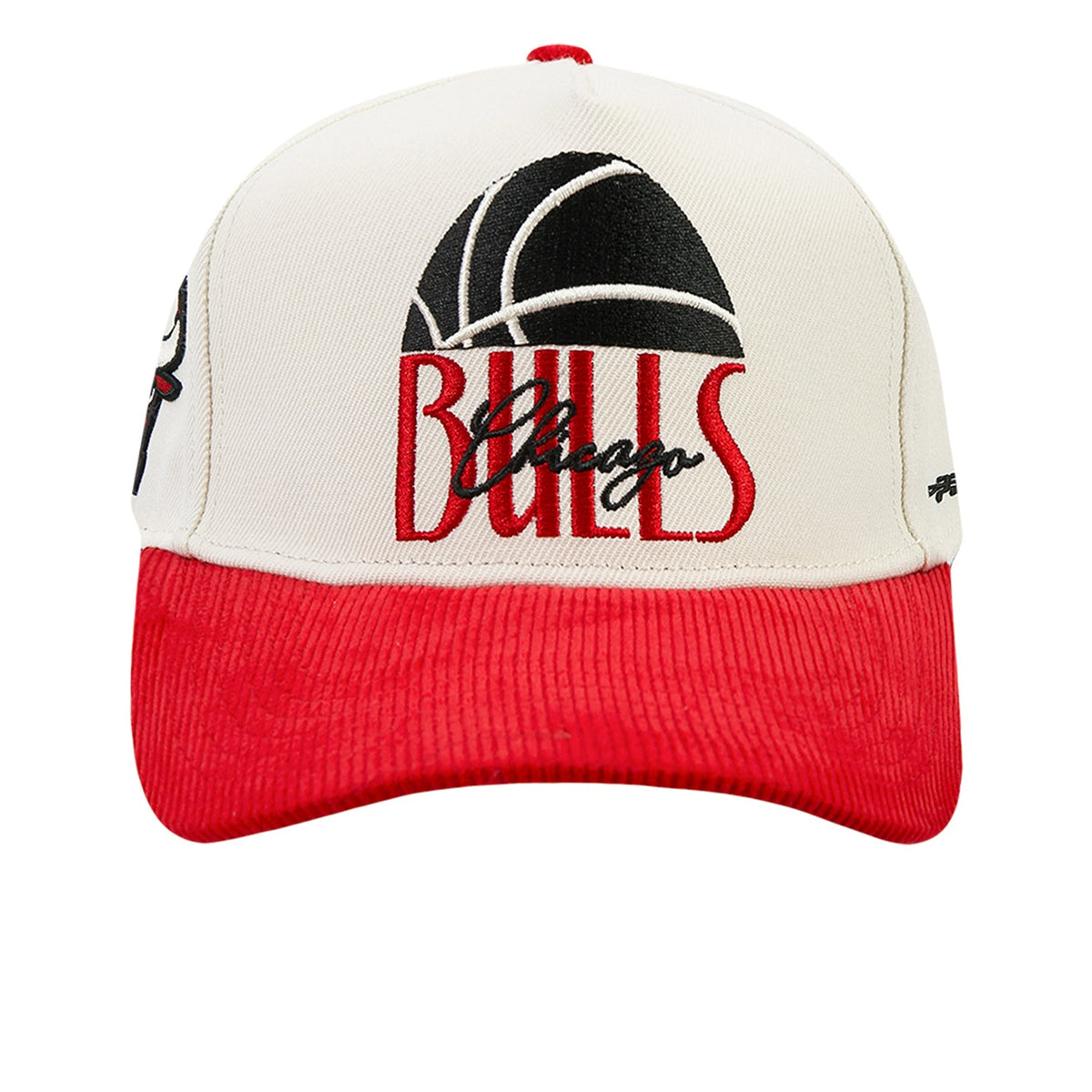 PRO STANDARD Classic Bulls Original Players Wool Blend Pro Pinch Strapback