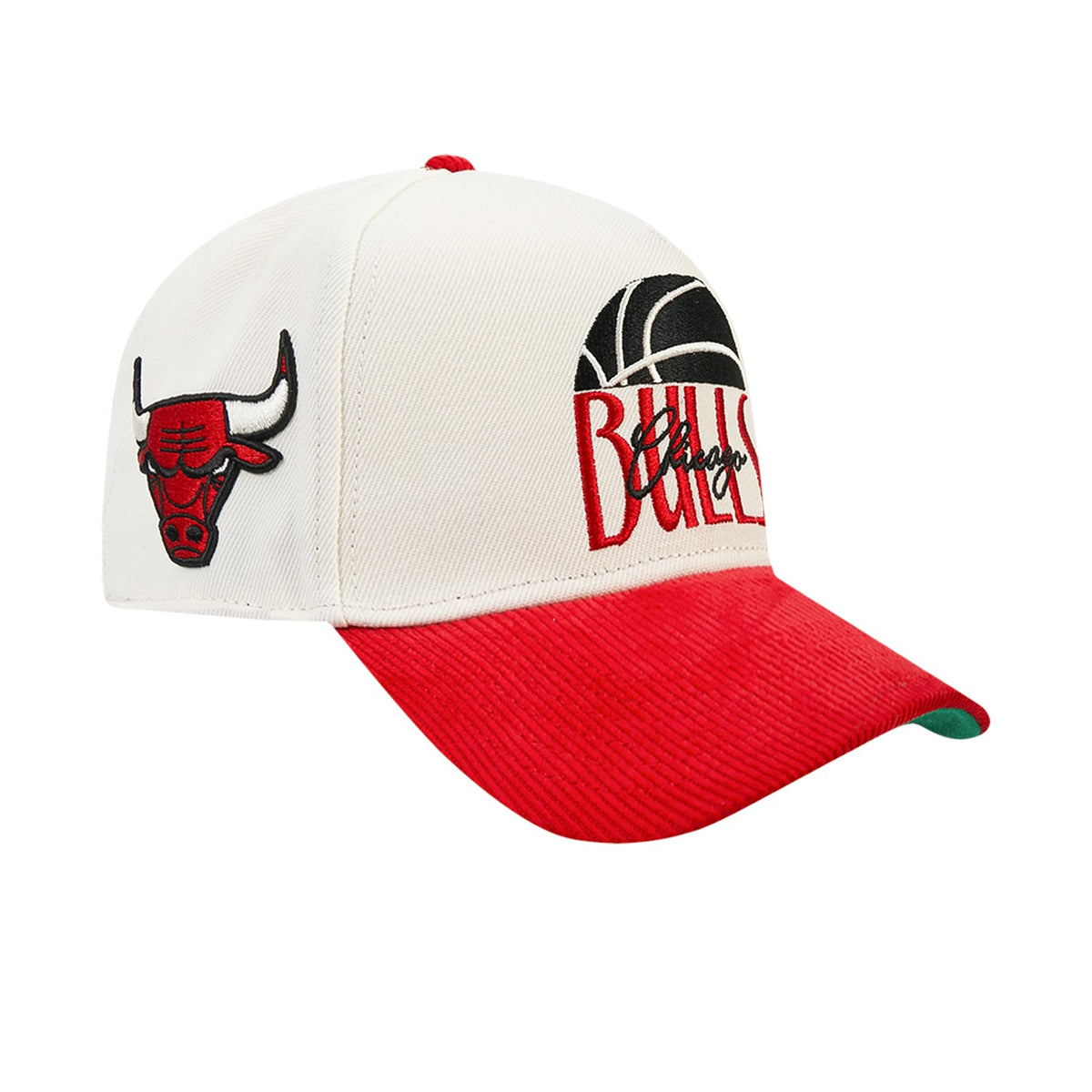 PRO STANDARD Classic Bulls Original Players Wool Blend Pro Pinch Strapback