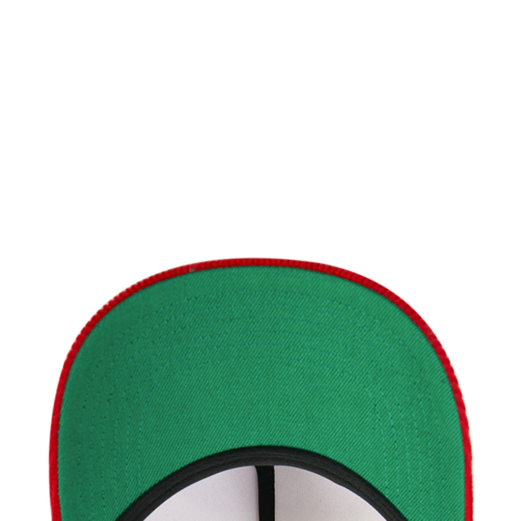 PRO STANDARD Classic Bulls Original Players Wool Blend Pro Pinch Strapback