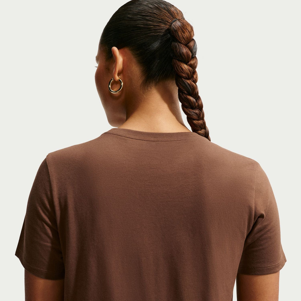 NIKE Club Tee - Womens