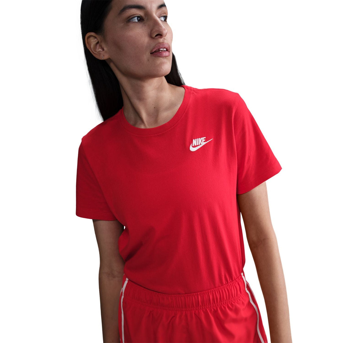 NIKE Authentic Club Tee - Womens