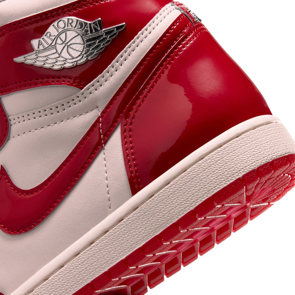 JORDAN Retro 1 High OG - Womens