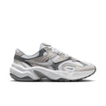 NIKE AL8 - Womens