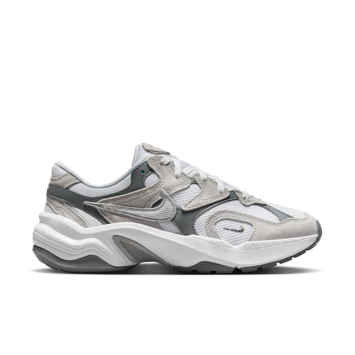NIKE AL8 - Womens