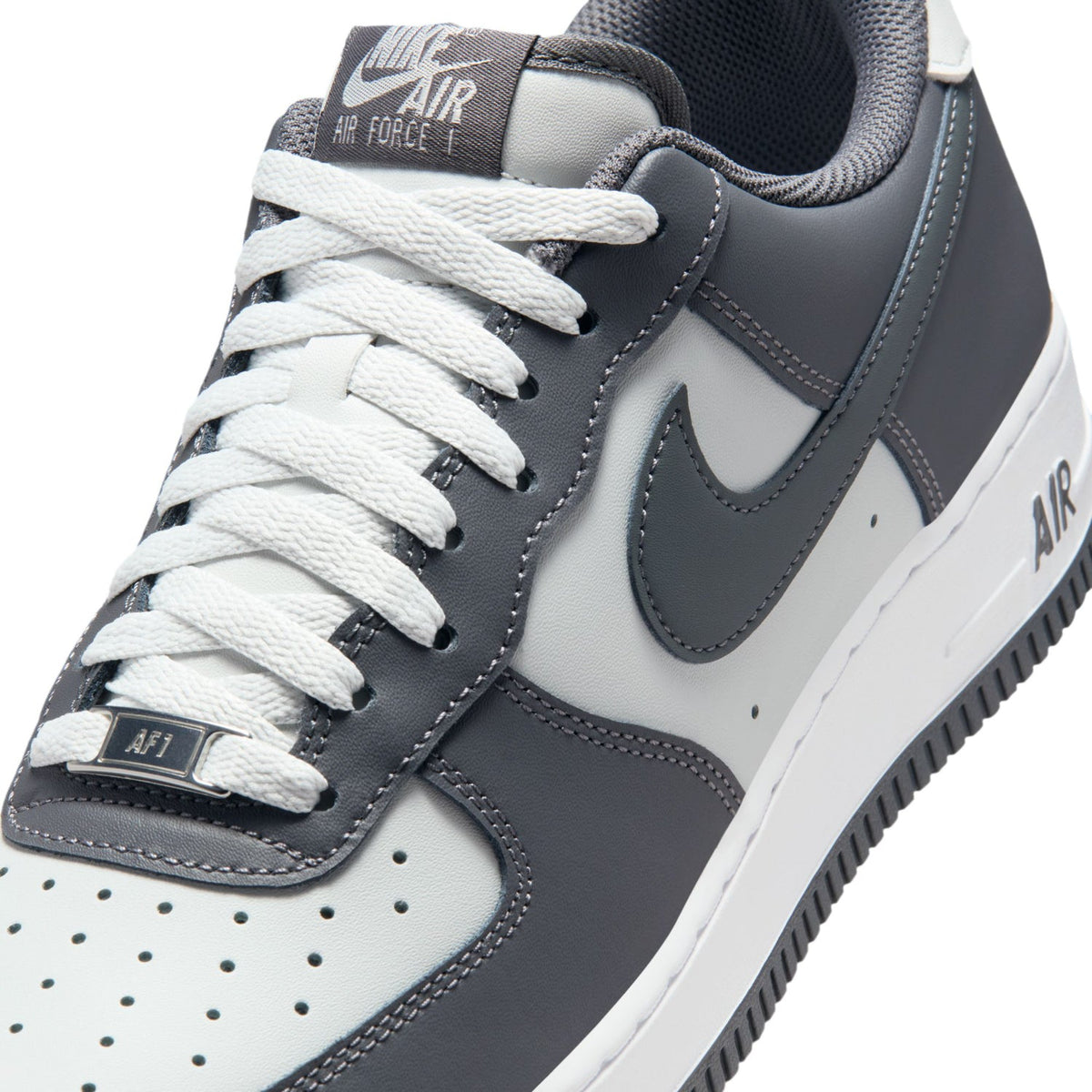 NIKE Air Force 1 Low 07 - Mens