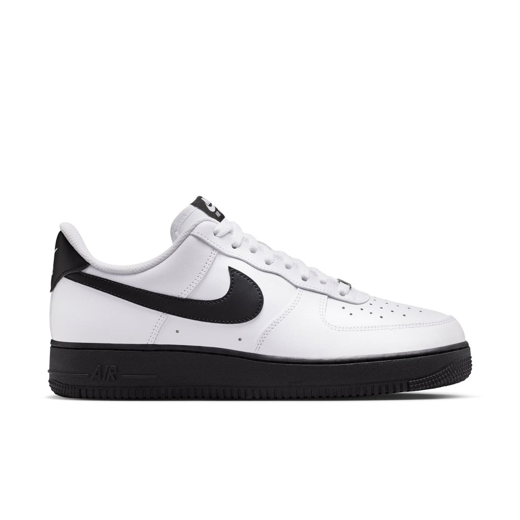 NIKE Air Force 1 Low 07 - Mens