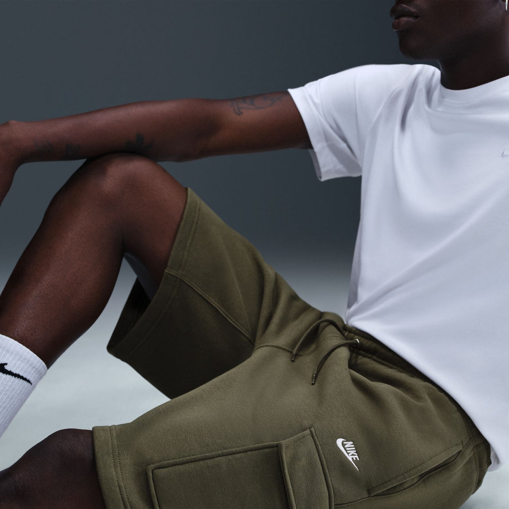 NIKE Club Cargo Short - Mens