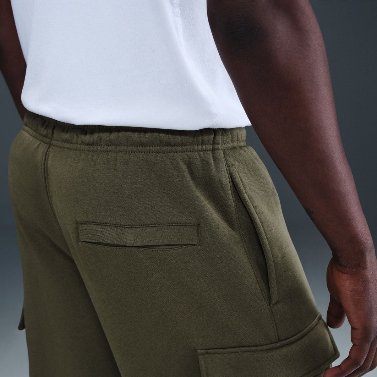NIKE Club Cargo Short - Mens