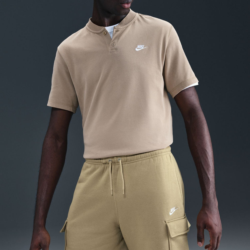 NIKE Club Cargo Short - Mens