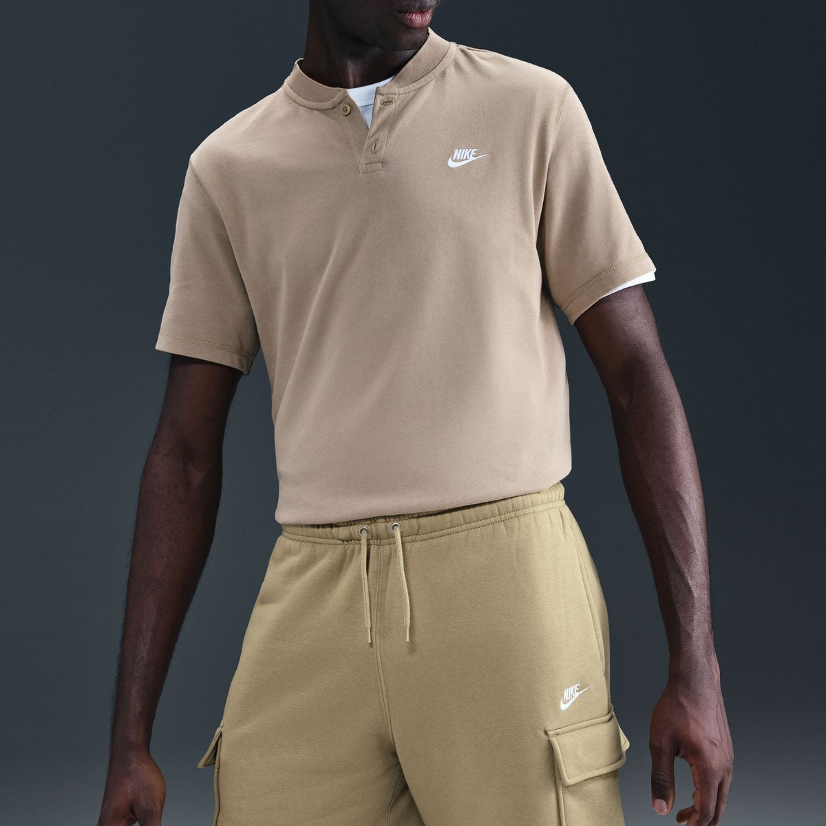 NIKE Club Cargo Short - Mens