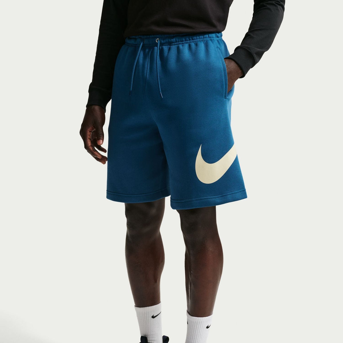 NIKE Authentic Club Fleece Short - Mens