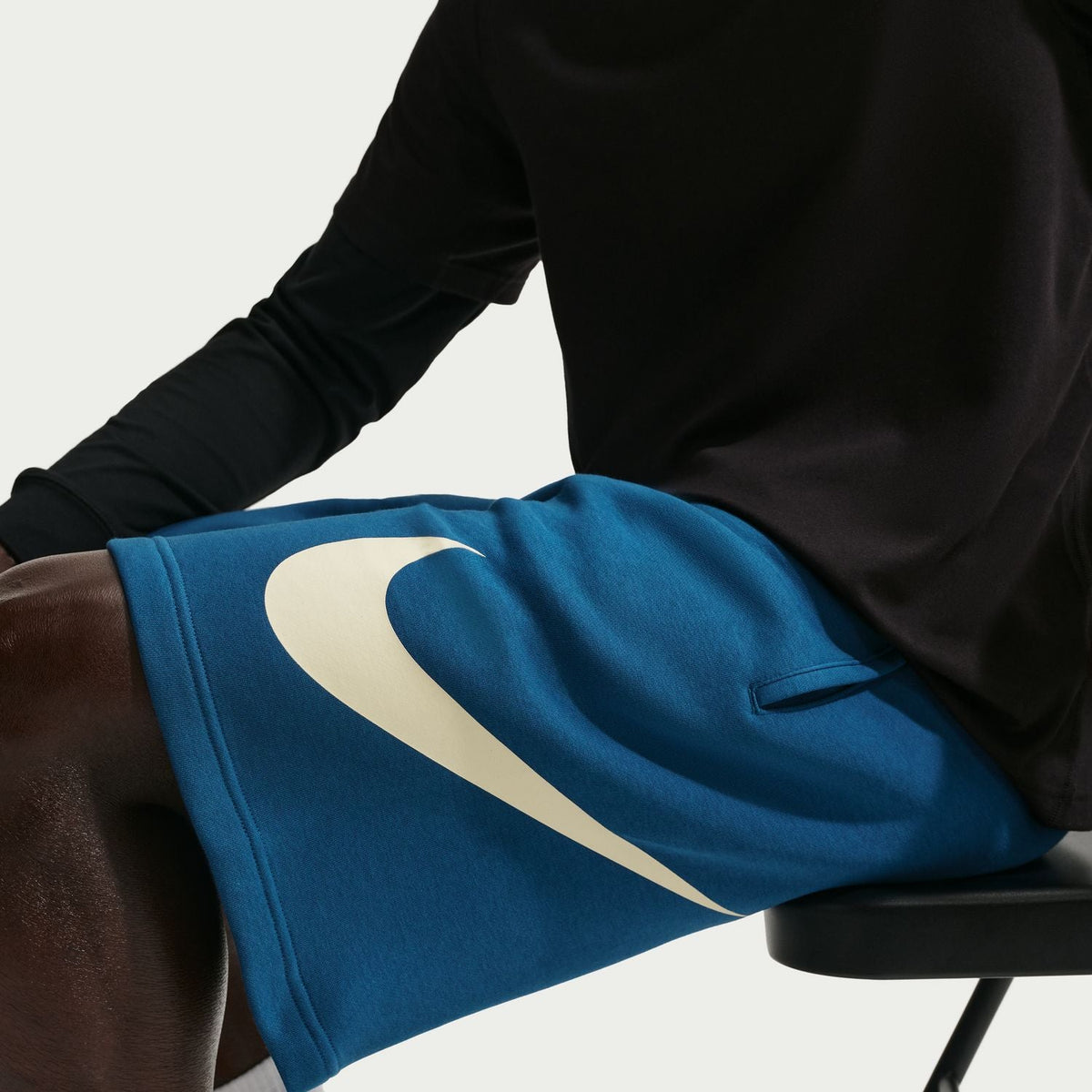 NIKE Authentic Club Fleece Short - Mens