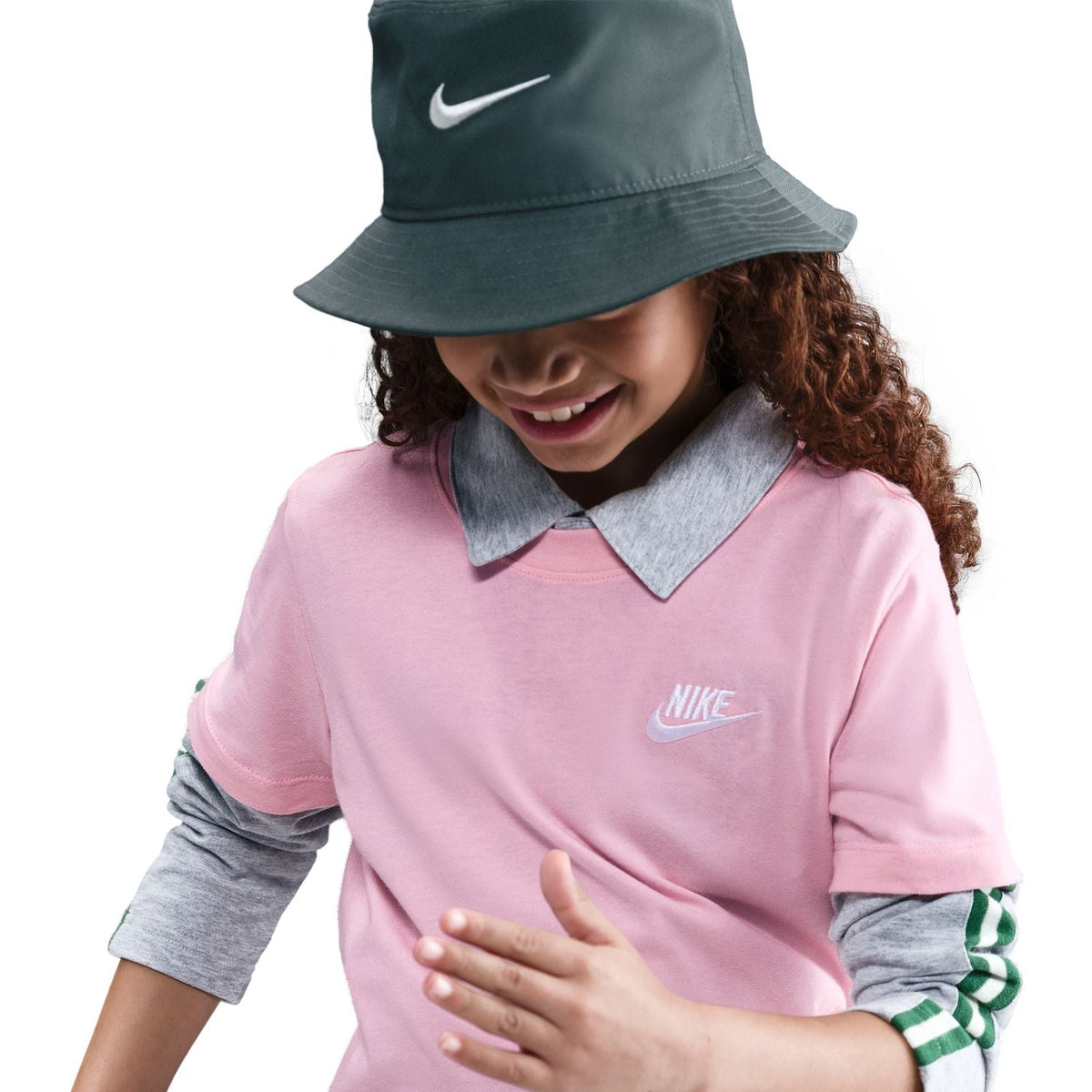 NIKE Authentic Embroidered Futura Tee - Youth