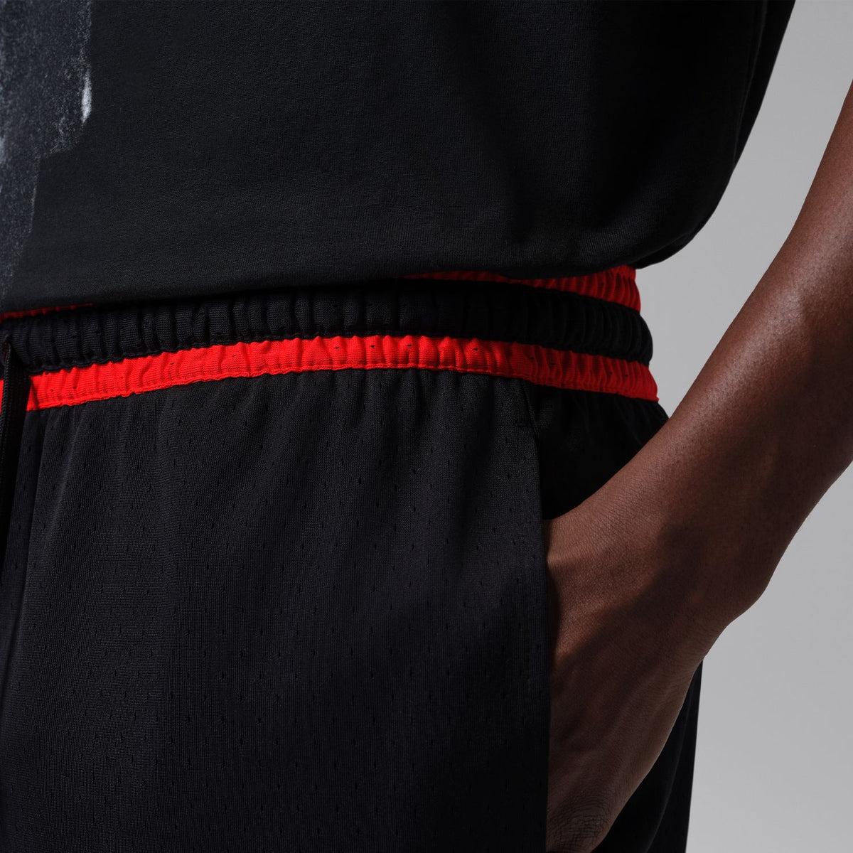 JORDAN Official Diamond Mesh Short - Mens