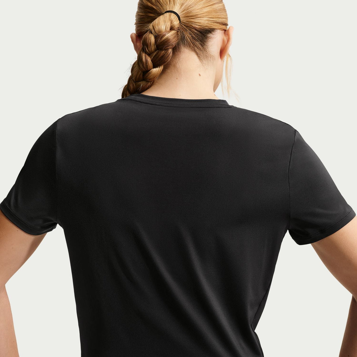 NIKE One Classic Twist Tee - Womens