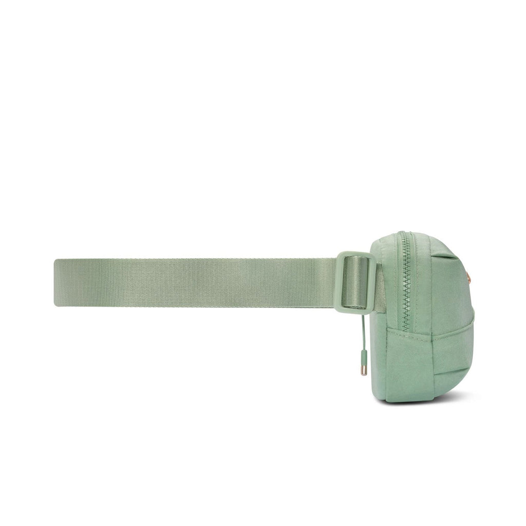 NIKE Aura Oval Crossbody - 2L
