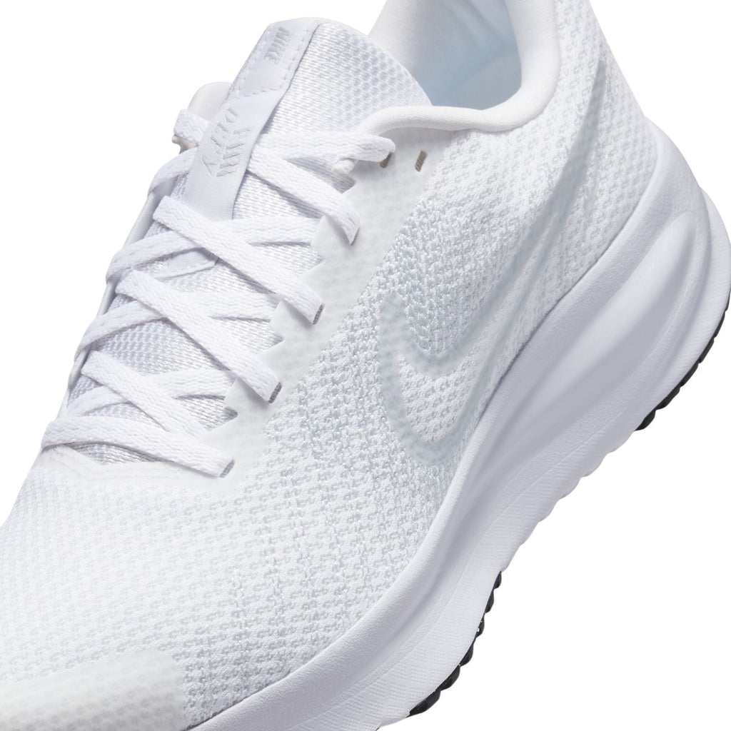 NIKE Run Defy - Womens