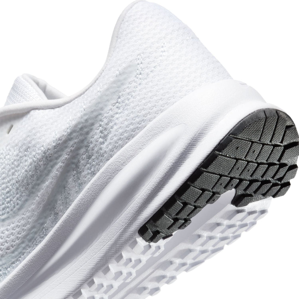 NIKE Run Defy - Womens
