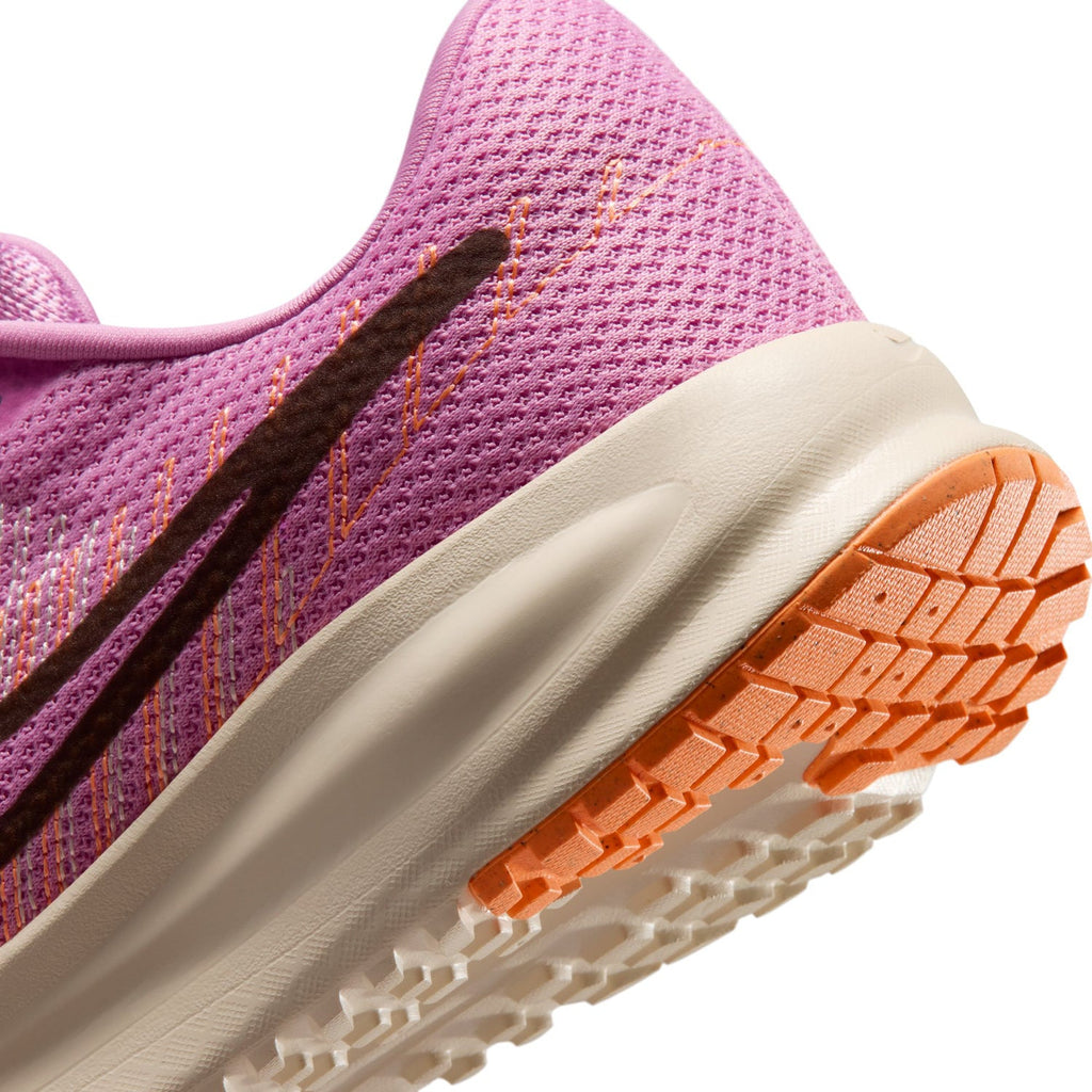 NIKE Run Defy - Womens