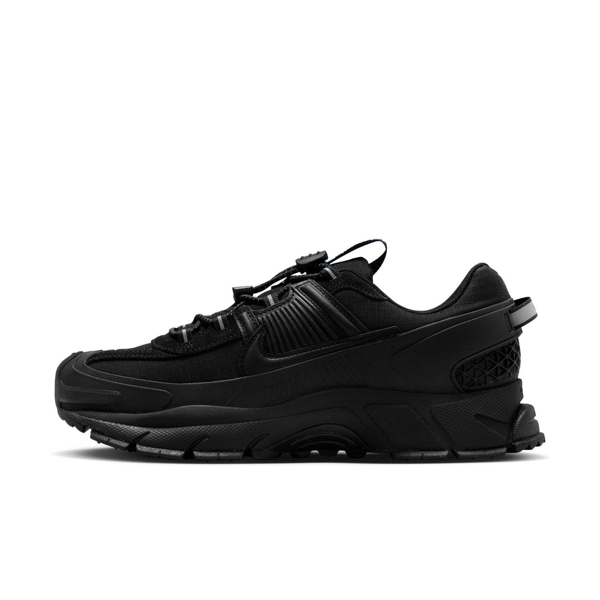 NIKE Zoom Vomero Roam - Womens