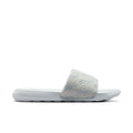 NIKE Victori One - Womens