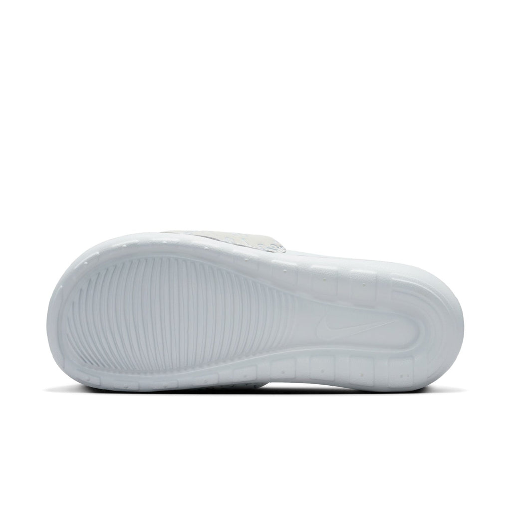 NIKE Victori One - Womens