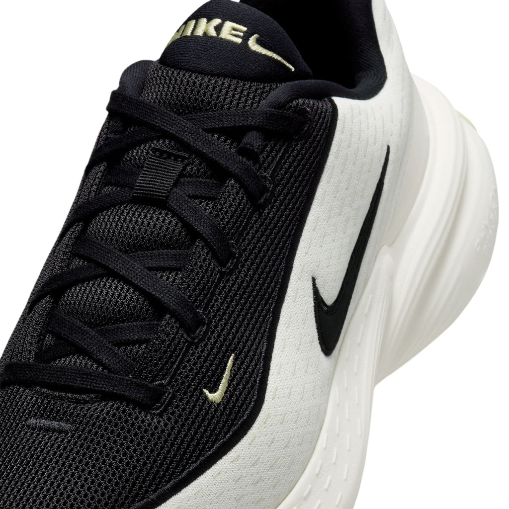 NIKE Uplift SC - Mens