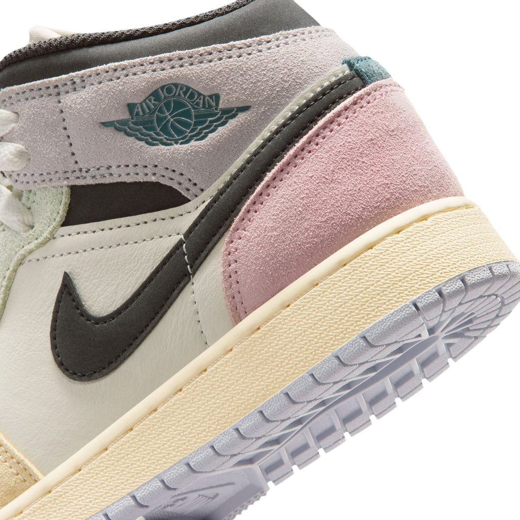 JORDAN AJ 1 Mid - Youth