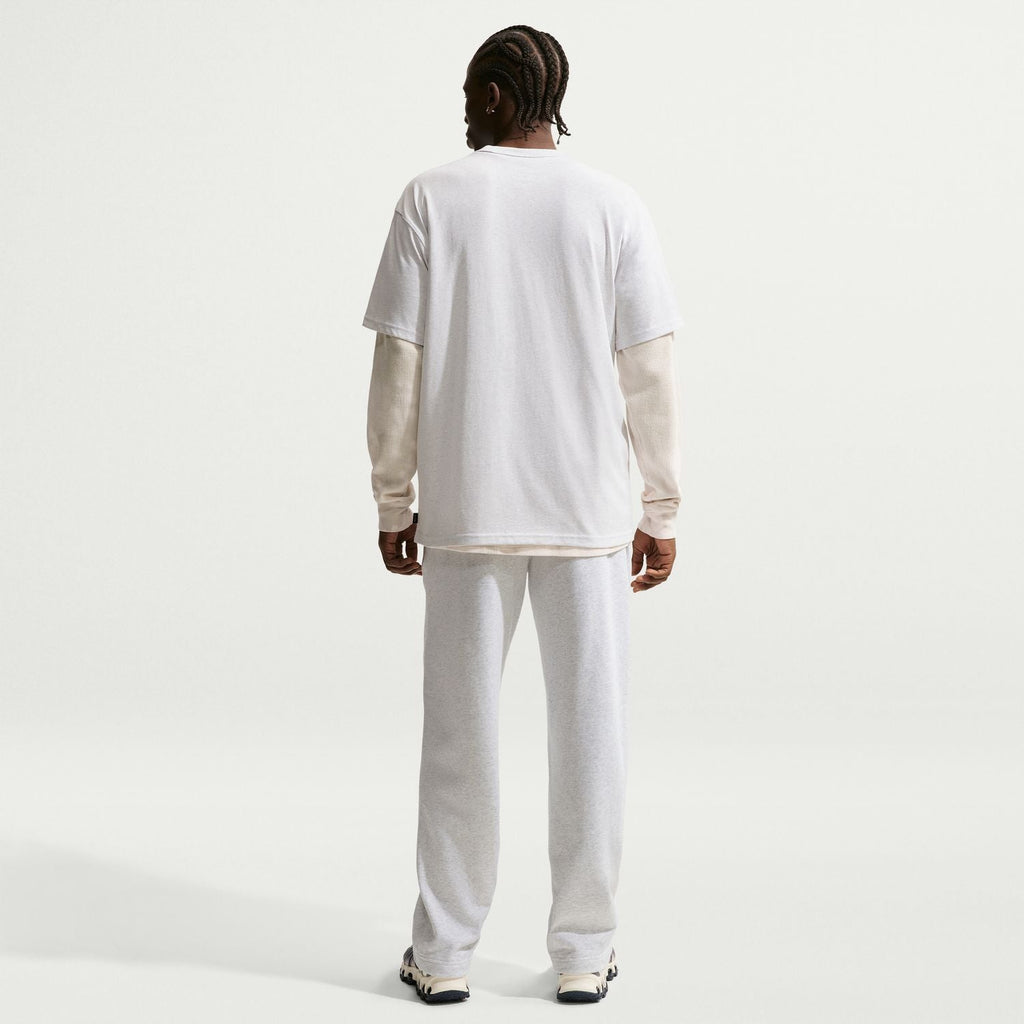NIKE Classic HW Essential Tee - Mens