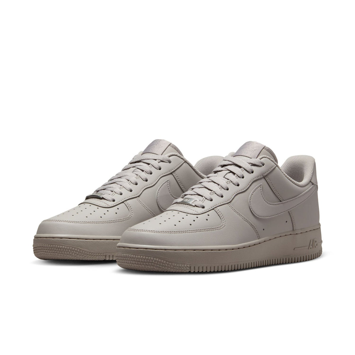 NIKE Air Force 1 Low 07 - Mens