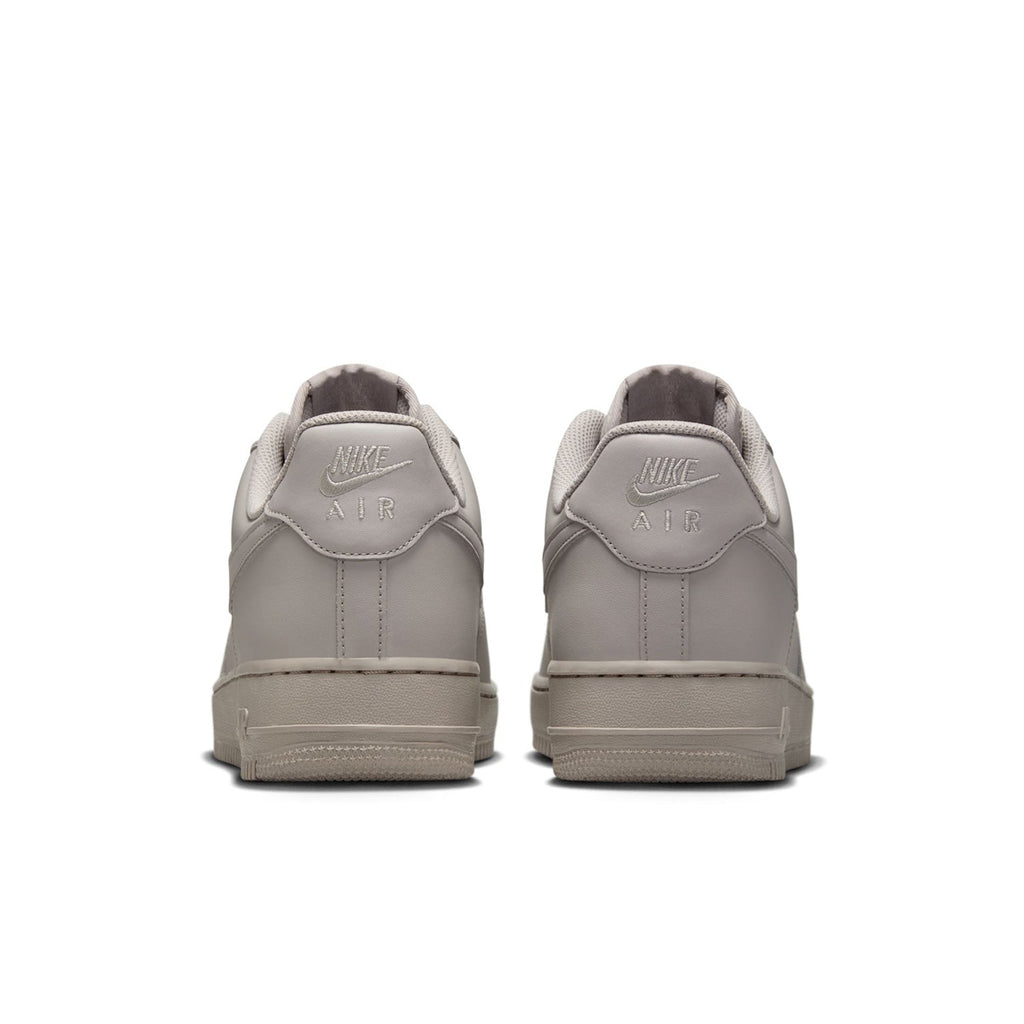 NIKE Air Force 1 Low 07 - Mens