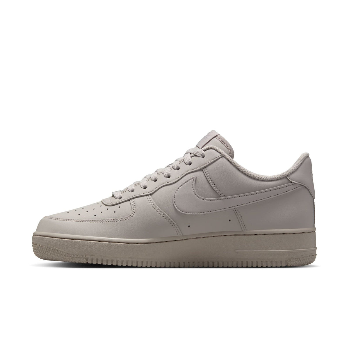 NIKE Air Force 1 Low 07 - Mens