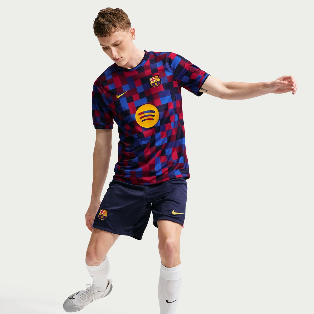 NIKE FC Barcelona Pre-Match Top - Mens