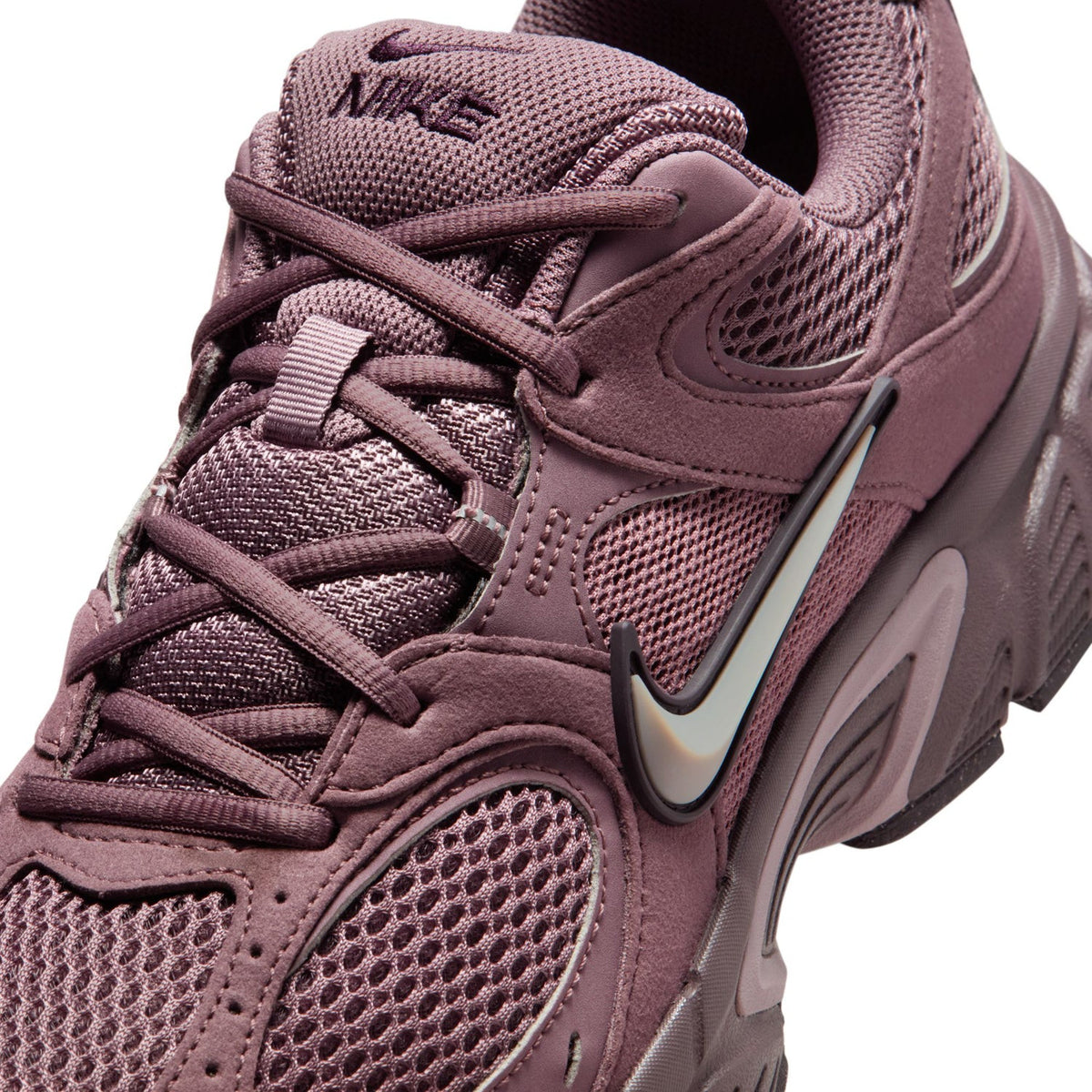NIKE Official V5 RNR - Mens