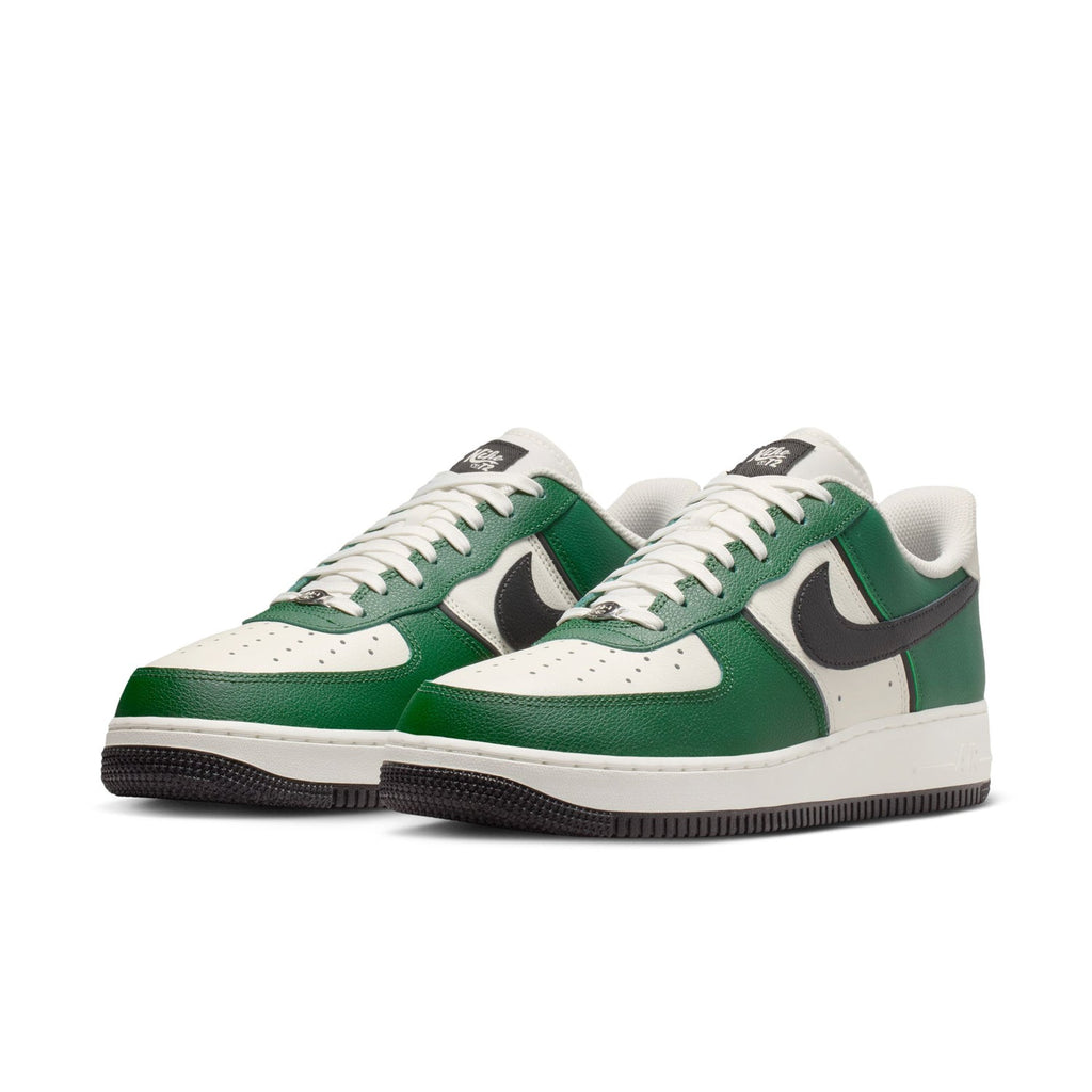 NIKE Air Force 1 Low 07 LV8 - Mens