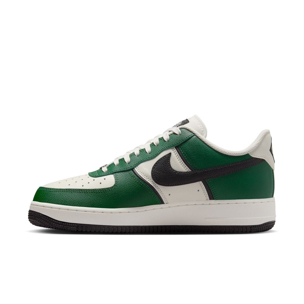 NIKE Air Force 1 Low 07 LV8 - Mens