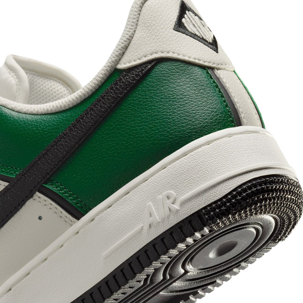 NIKE Air Force 1 Low 07 LV8 - Mens