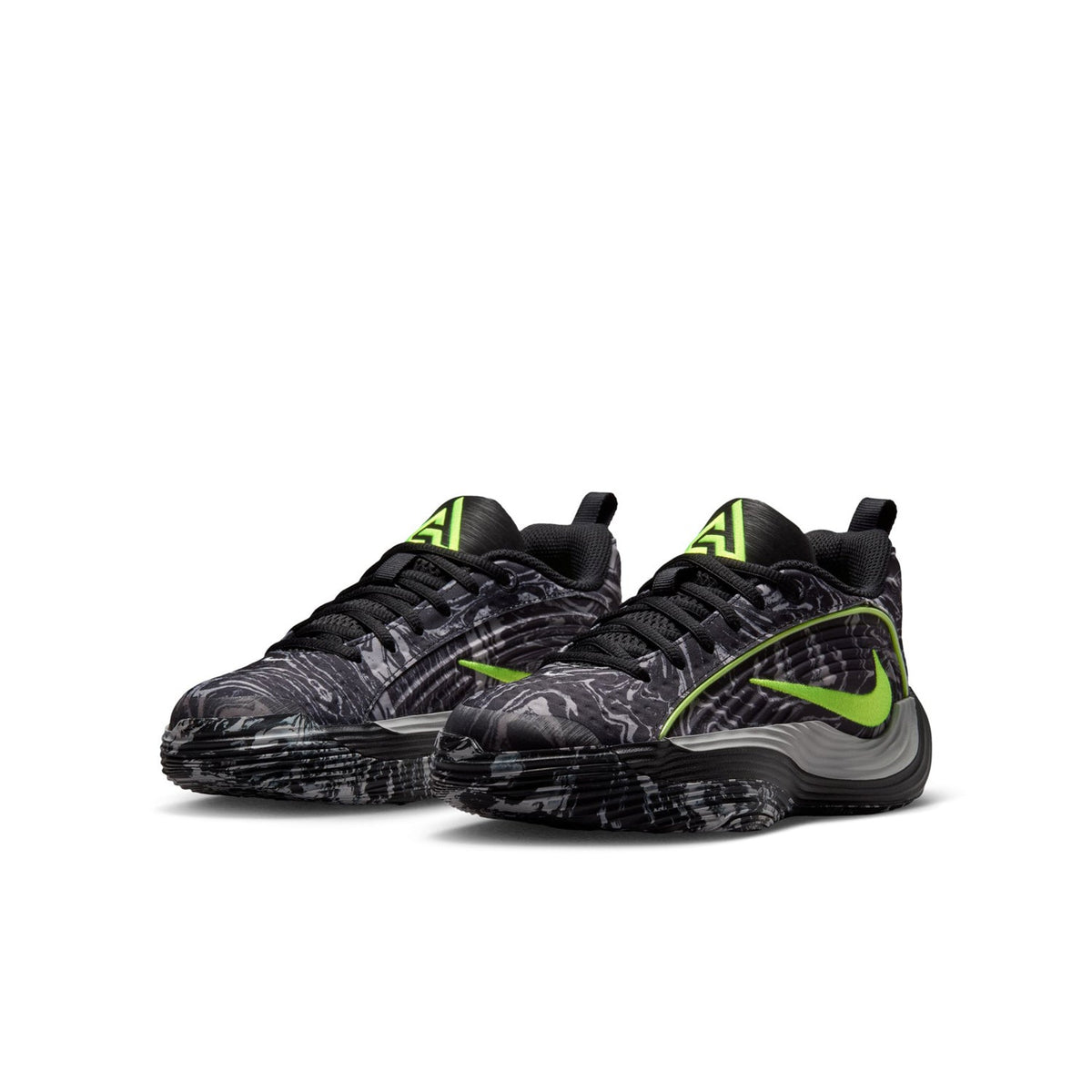 NIKE Authentic Giannis Immortality 5 - Youth