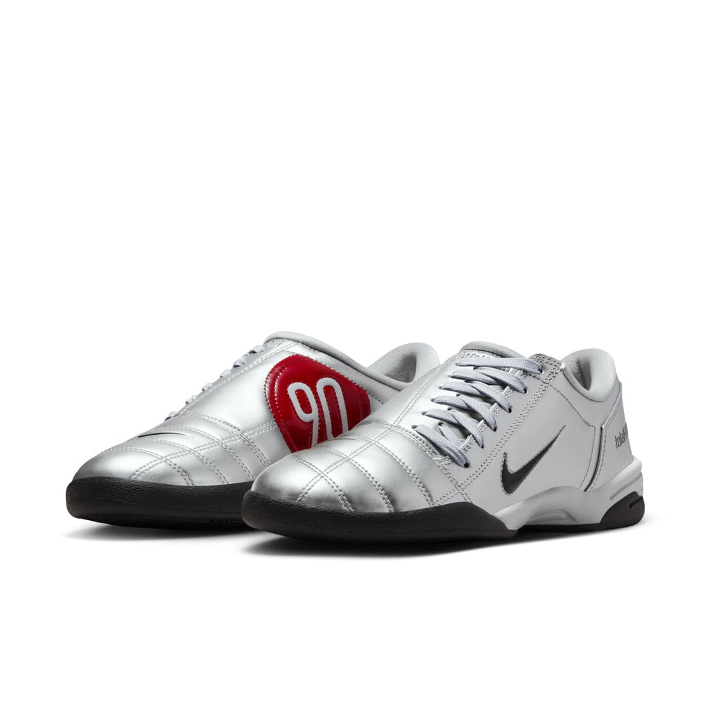 NIKE T90 - Womens