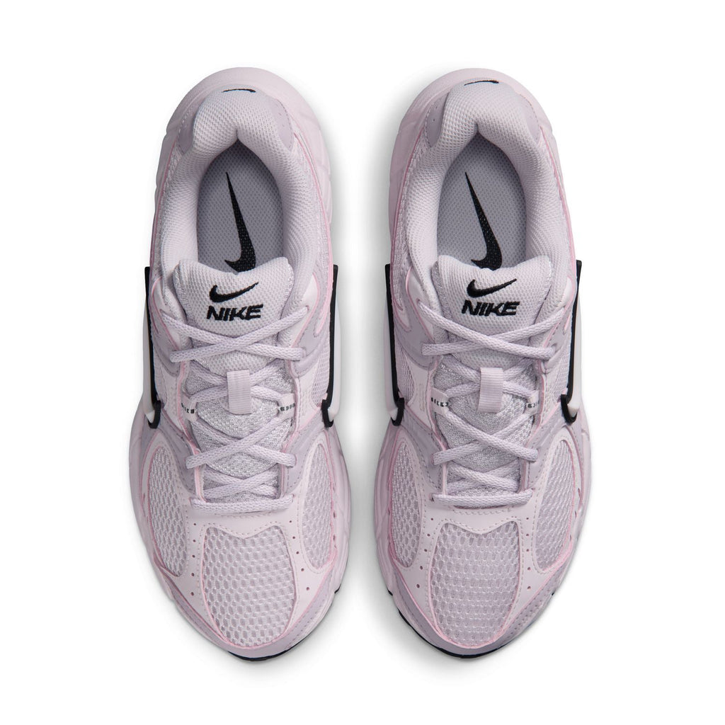NIKE V5 RNR - Womens