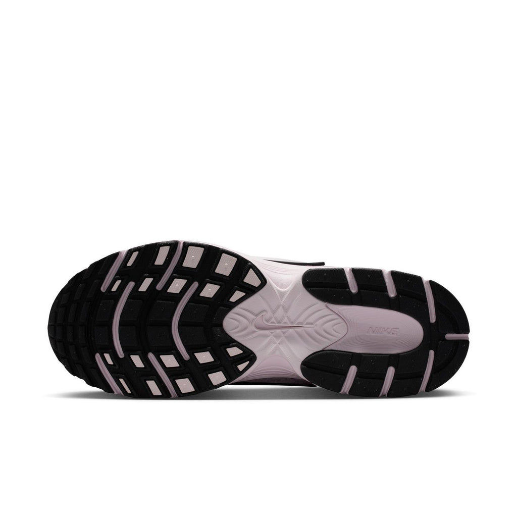 NIKE V5 RNR - Womens
