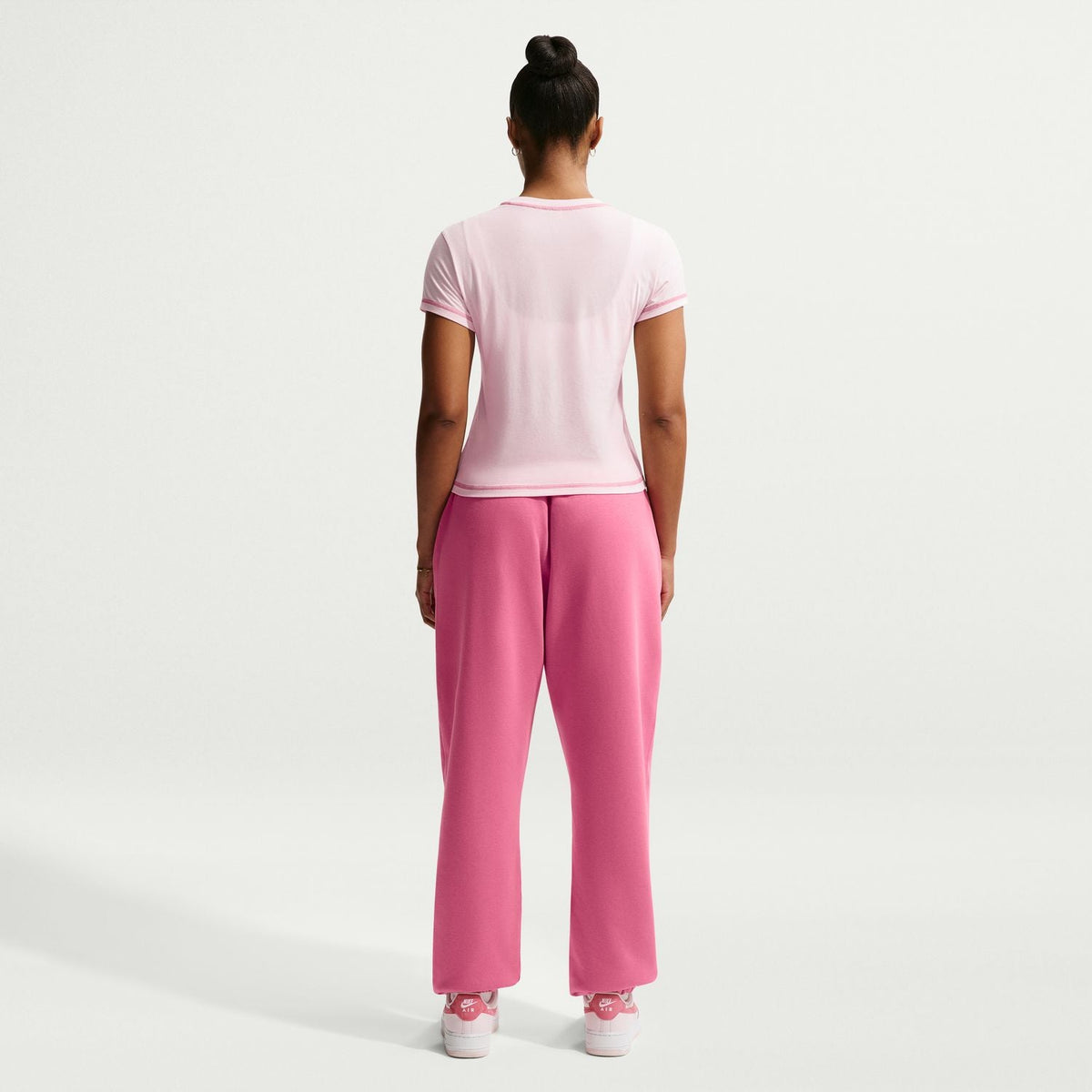 NIKE Official Chill Knit Crop Vday - Womens