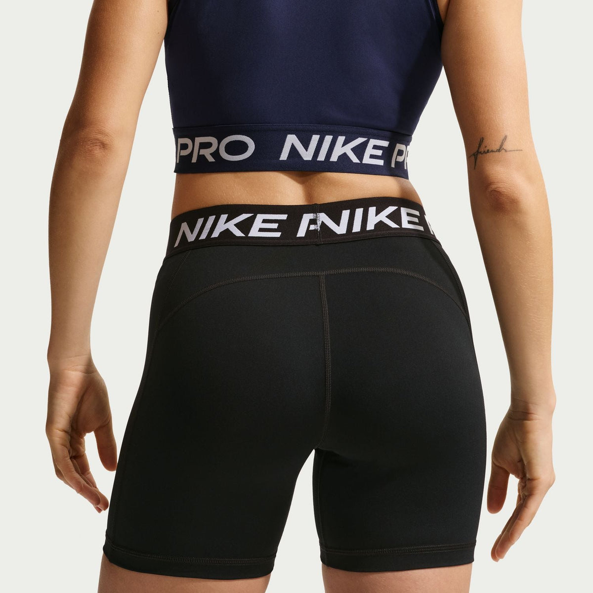 NIKE Nike Pro DF 365 5" Short - Womens