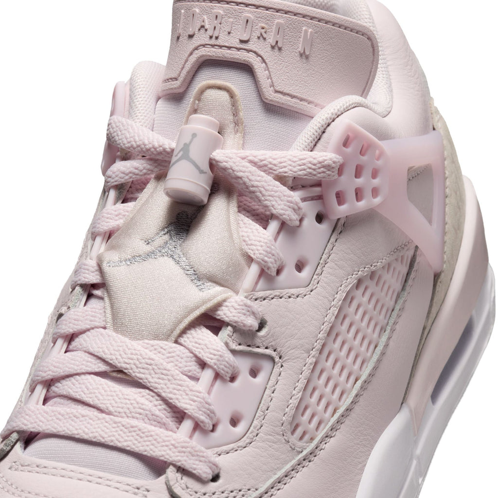 JORDAN Authentic Spizike Low - Womens